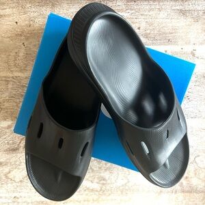 LAST DAY LISTING!!! HOKA Black Ora Recovery Slide Size 14 NEW without tags